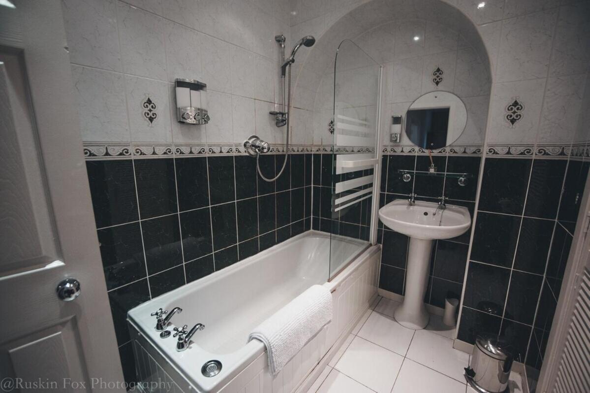 Prime 2 Bedroom City Centre Apt アバディーン エクステリア 写真